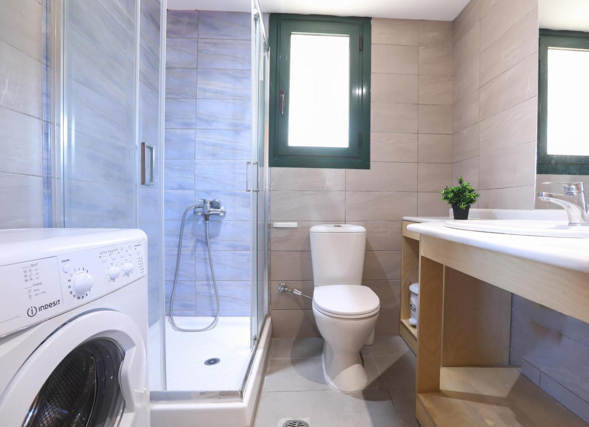Kerkyra Beach Hotel & Apartments เวนิทเซส ภายนอก รูปภาพ