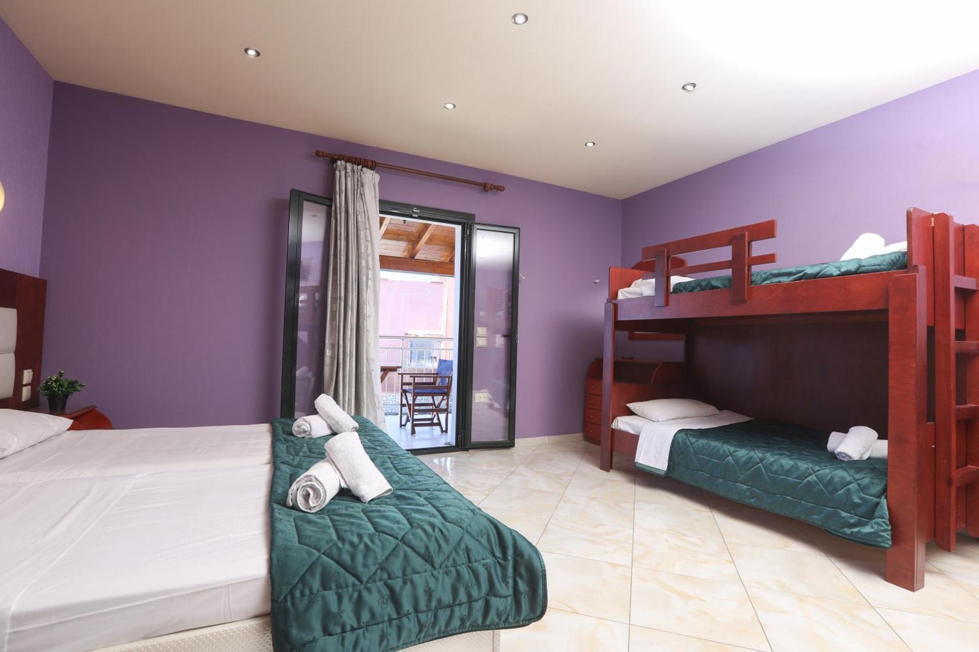 Kerkyra Beach Hotel & Apartments เวนิทเซส ภายนอก รูปภาพ